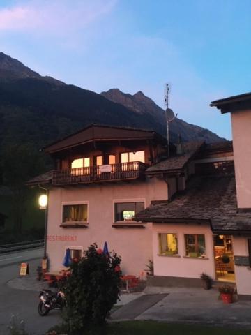 Hotel Val D'Arca Bregaglia Esterno foto